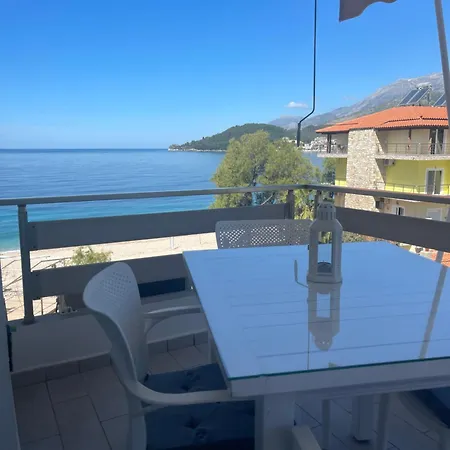 George Apartament Himara