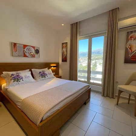 George Apartment *