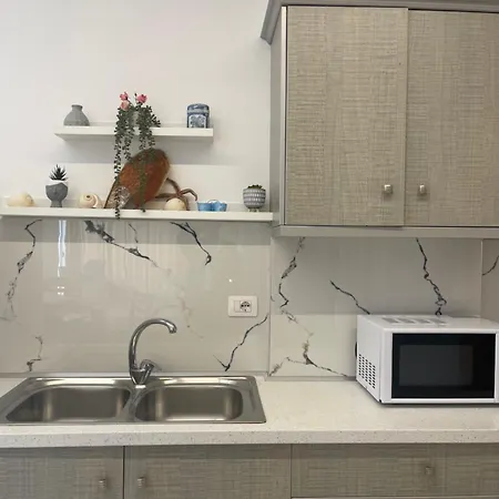 Apartment George Himarë